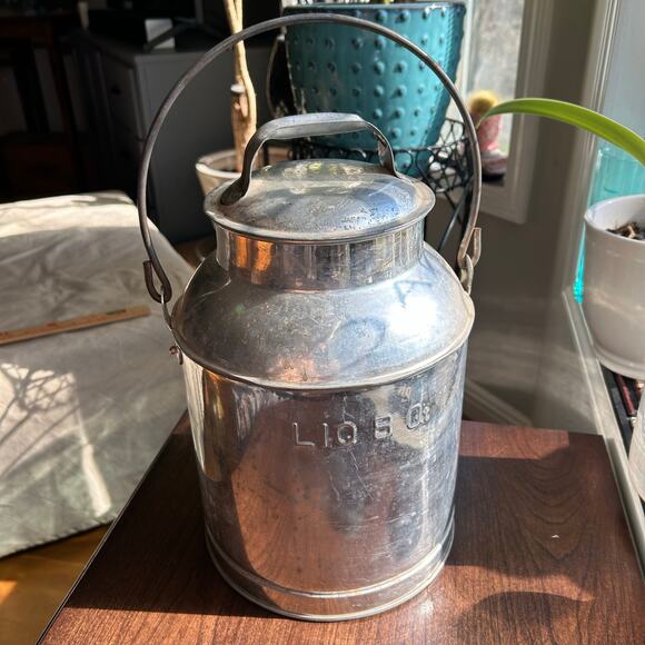 VTG Milk Cream Jug Can w/Lid8 QT Dairy Pail-Heavy Metal Handle14”
